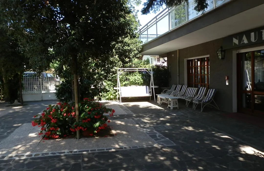 Hotel Nautic B&B-1
